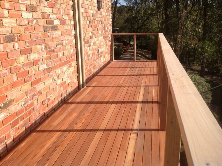 A Comprehensive Manual for Deck Staining in Australia: Achieving Gorgeous and Enduring Results